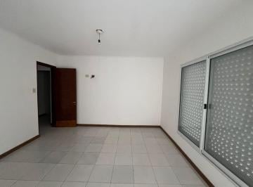 PH · 79m² · 5 Ambientes · Se Alquila PH 2 Dorm. Centro de Santo Tomé