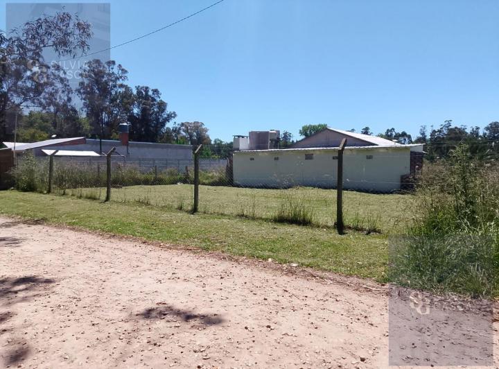 Terreno · 270m²