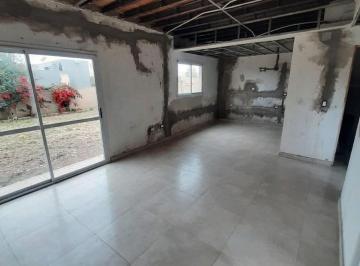 Casa · 122m² · 3 Ambientes · Vendo Casa en Construccion Lomas de Russell