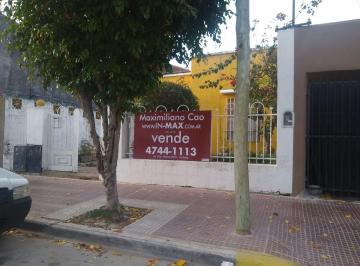 PH de 5 ambientes, San Fernando · Muy Amplio PH de 4 Dorm., Jardin y Cochera en Venta en Virreyes