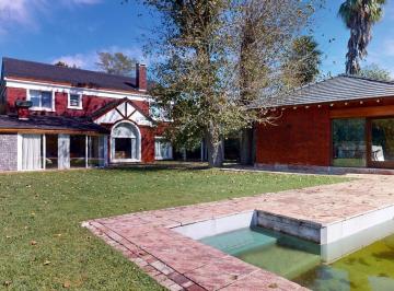 Casa · 400m² · 5 Ambientes · 3 Cocheras · Abril Club de Campo
