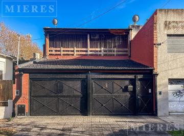Casa · 280m² · 8 Ambientes · 3 Cocheras · Casa en Venta - Remedios de Escalada Al 300