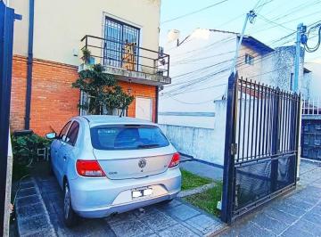 PH de 4 ambientes, Tres de Febrero · PH Tipo Casa en Venta