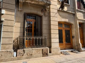 Casa · 314m² · 8 Ambientes · 1 Cochera · Venta Casa Ideal Para Desarrollo en General Paz