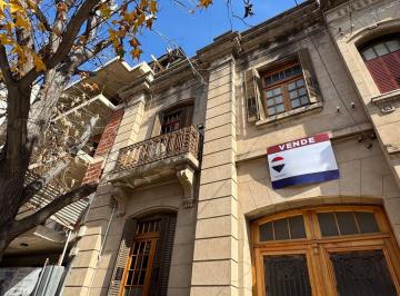 Casa · 314m² · 8 Ambientes · 1 Cochera · Venta Casa Ideal Para Desarrollo en General Paz