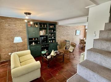 Casa · 123m² · 6 Ambientes · 1 Cochera · Casa en Bahia Blanca