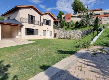 Departamento · 70m² · 2 Ambientes · 1 Cochera · Departamento - La Falda