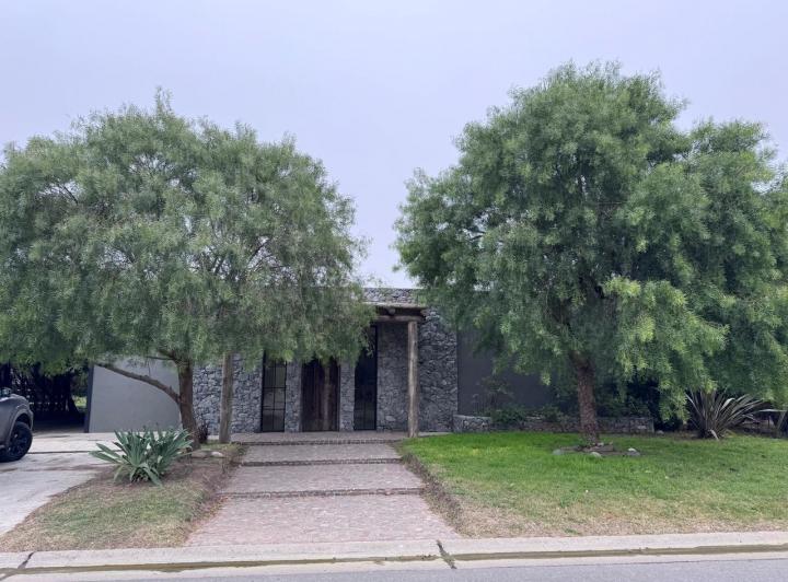 Casa en alquiler en San Matias · 4 ambientes
