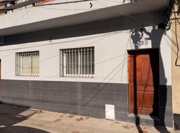 PH de 2 ambientes, Avellaneda · Hermoso PH 2 Ambientes en 2 Plantas, en Excelente Ubicación, a m de Av Galicia