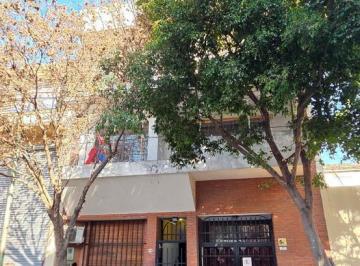 PH · 210m² · 5 Ambientes · PH 5 Ambientes en Venta en Terrada Al 1000 Flores Caba