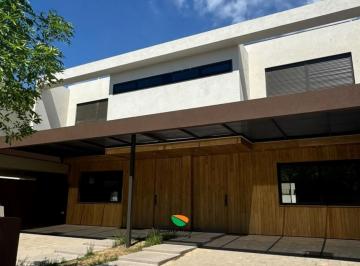 Casa · 208m² · 7 Ambientes · 2 Cocheras · Dúplex 3 Dorm. - Greenville 2