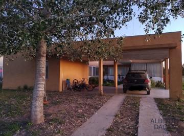 Casa · 150m² · 3 Dormitorios · 2 Cocheras · Casa en Barrio Cerrado El Retiro