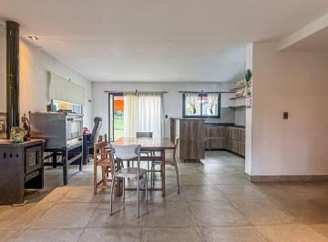 Casa · 125m² · 4 Ambientes · Venta Casa 4 Amb Camet Norte Esquina Oportunidad