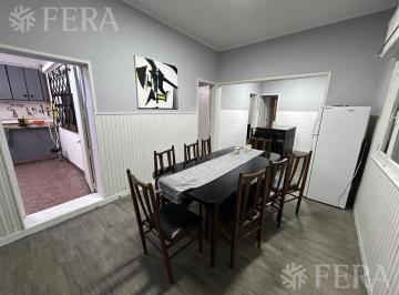 PH · 111m² · 3 Ambientes · 1 Cochera · Venta de PH 3 Ambientes con Cochera y Parrilla en Gerli