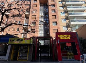Departamento de 4 ambientes, Córdoba · Precioso Depto de 1d a Pasos del Buen Pastor!