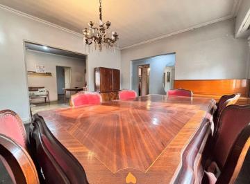 Casa · 140m² · 5 Ambientes · 2 Cocheras · Venta Casa PH 5 Amb C/terreno Jose Marmol