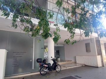 Departamento · 50m² · 2 Ambientes · Expensas Bajas - Muy Luminoso - Terraza - Pileta y Asador