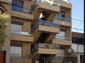 Departamento · 75m² · 2 Dormitorios · 1 Cochera · La Mejor Ubicación de Cofico y con Cochera Incluída