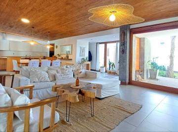 Casa · 257m² · 5 Ambientes · 2 Cocheras · Casa en Venta 5 Ambientes en El Talar, Tigre