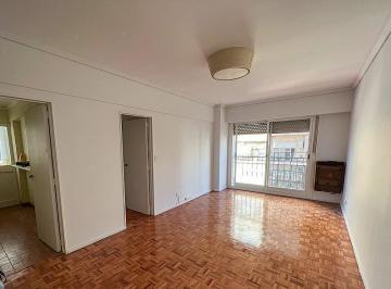 Departamento · 50m² · 3 Ambientes · 1 Cochera · Excelente 3 Ambientes con Cohera Fija