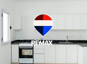 Casa · 145m² · 3 Ambientes · 1 Cochera · Casa Duplex en Alquiler Zona Norte 2 Dorm.