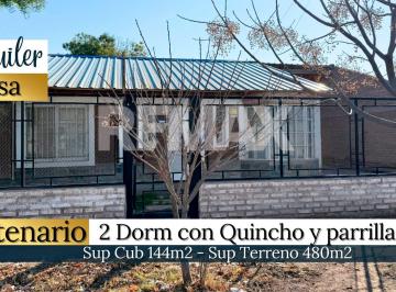 Casa · 144m² · 4 Ambientes · 2 Cocheras · Alquiler Casa con Quincho - Centenario