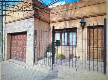 MRE-MRE-2487_2 · Casa en Venta 2 Dorm Barrio Centrico de Chascomus