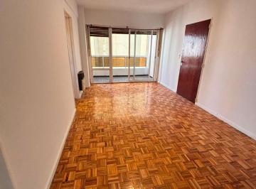 Departamento de 2 ambientes, Villa Crespo · V Crespo. Frias y Av Corrientes. Dto 2 Amb. C/ Balcon 7 Mo. Piso + Baulera Excelente Estado
