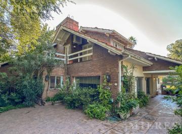 Casa · 482m² · 5 Dormitorios · Muy Linda Casa en Venta en La Horqueta