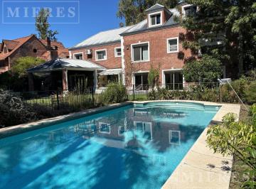 Casa · 550m² · 5 Dormitorios · 3 Cocheras · Casa Venta en La Horqueta