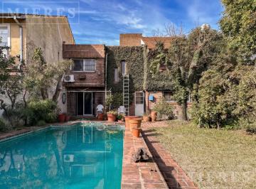 Casa · 160m² · 3 Dormitorios · 1 Cochera · Muy Linda Casa en Venta en Santa Rita