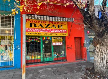 Local comercial , Merlo · Alquiler de Local en Merlo Norte (Sobre Av H. Yrigoyen a 4 Cuadras de La Estacion)
