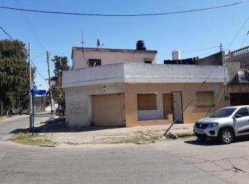 Casa de 3 ambientes, La Matanza · Casa de 3 Ambientes en Alquiler en Villa Luzuriaga