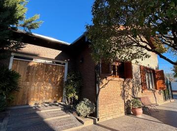 Casa · 155m² · 6 Ambientes · Casa en Venta Daireaux - Belgrano y Juan Jose Paso Al 201