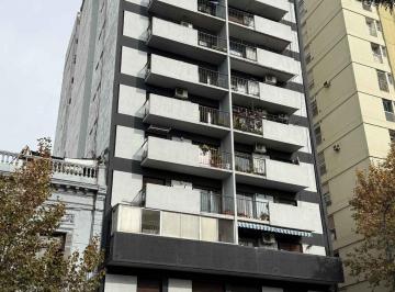 Departamento · 54m² · 2 Ambientes · Venta 2 Ambientes con Balcon Frente Plaza Miserere