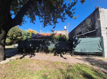 Casa de 3 ambientes, Almirante Brown · Casa en Venta + 2 Depositos en Excelente Ubicacion