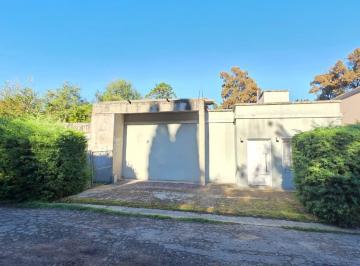 VRP-VRP-483_2 · Venta de Casa 4 Ambientes en Villa Udaondo, Ituzaingó