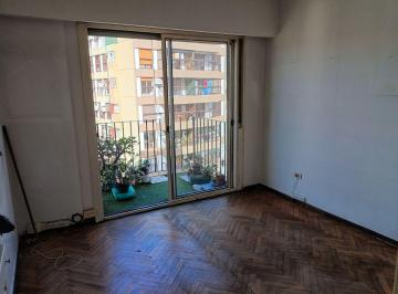 Departamento de 3 ambientes, Almagro · Venta. 3 Ambientes. Luminoso. Balcón