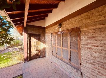 Casa · 120m² · 3 Ambientes · 2 Cocheras · Casa en Venta Villa Udaondo
