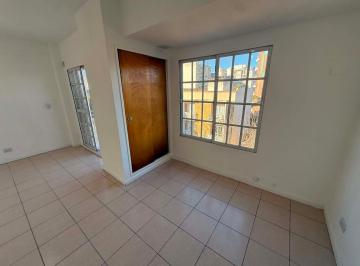 Departamento · 21m² · 1 Ambiente · Venta Depto Al Frente con Balcón Moron