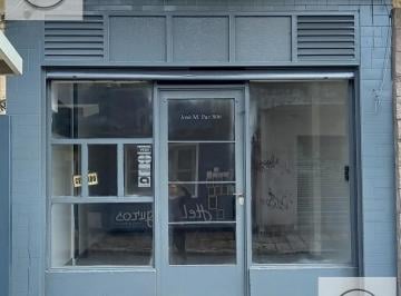 Local comercial · 28m² · Local - Ituzaingó