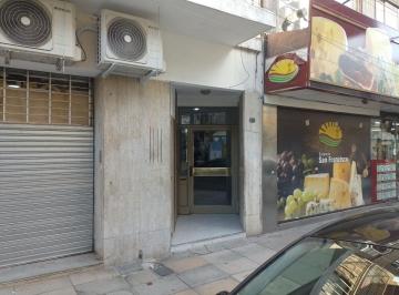 Departamento de 3 ambientes, La Matanza · Deparatamento 3 Amb. C/terraza Centrico Av San Martin 85 - Ramos Mejia