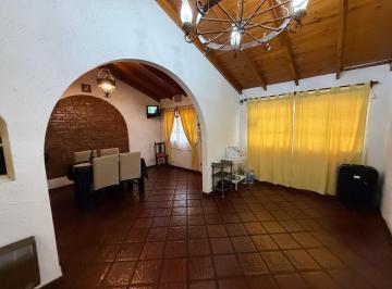 PH · 99m² · 4 Ambientes · Venta PH 4 Ambientes en Lomas del Mirador