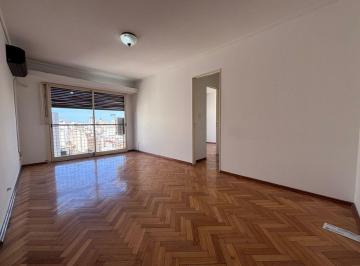 Departamento de 2 ambientes, Balvanera · 2 Amb Lateral Amplio Vista Abierta