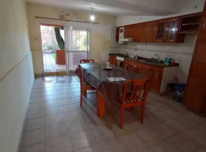 Casa · 83m² · 2 Dormitorios