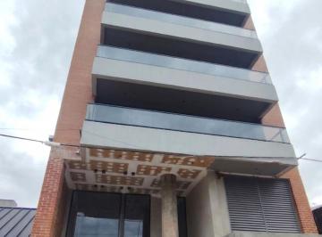 Garage · 16m² · Venta de Cochera en Edificio Centro de Resistencia