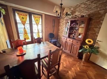 PH · 66m² · 5 Ambientes · Hermoso PH con Terraza Propia!