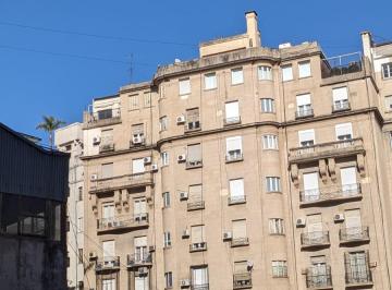 Propiedad recientemente renovada, de 36 m2 totales con balcon exclusivo, al no t · Oportunidad! 2 Ambientes en Retiro a 3 Cuadras de Recoleta!