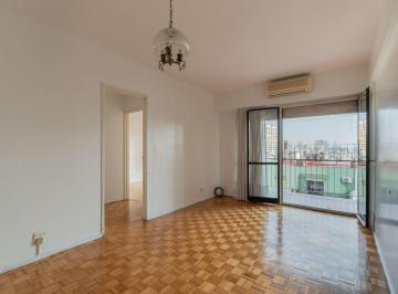 Departamento · 68m² · 3 Ambientes · 1 Cochera · Luminoso 3 Amb con Dependencia y Cochera Piso Alto