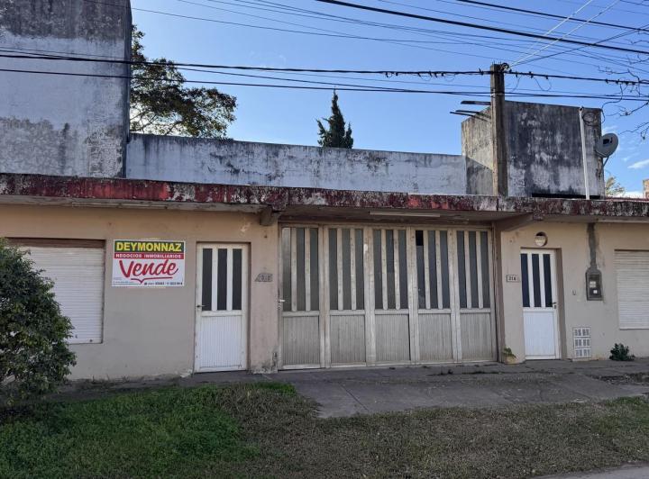Local comercial · 250m² · 4 Ambientes · 1 Cochera